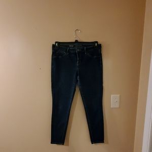 Mossimo mid rise jeggings size 12/31 stretch